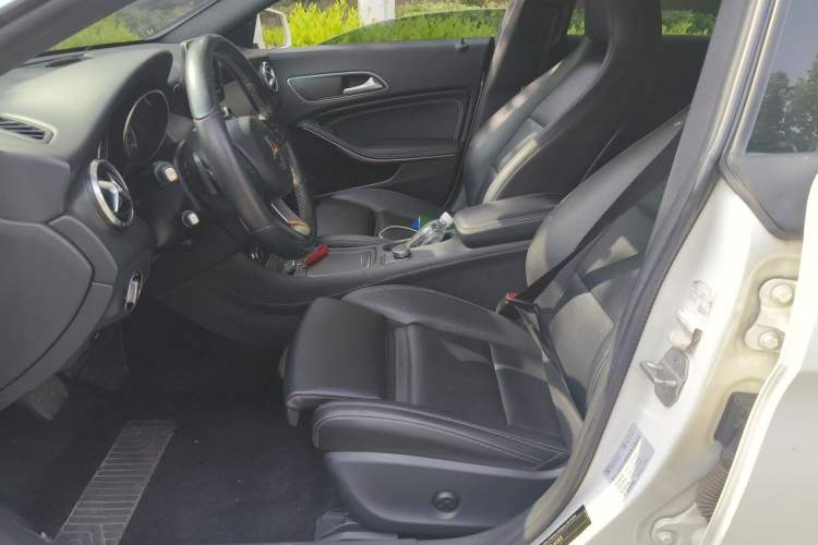 Used Mercedes-Benz CLA 2016 Refreshed CLA 200 Sport Edition Left Front Seat