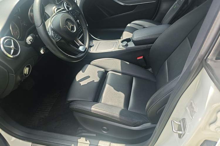 Used Mercedes-Benz CLA 2016 CLA 200 Style Edition Left Front Seat