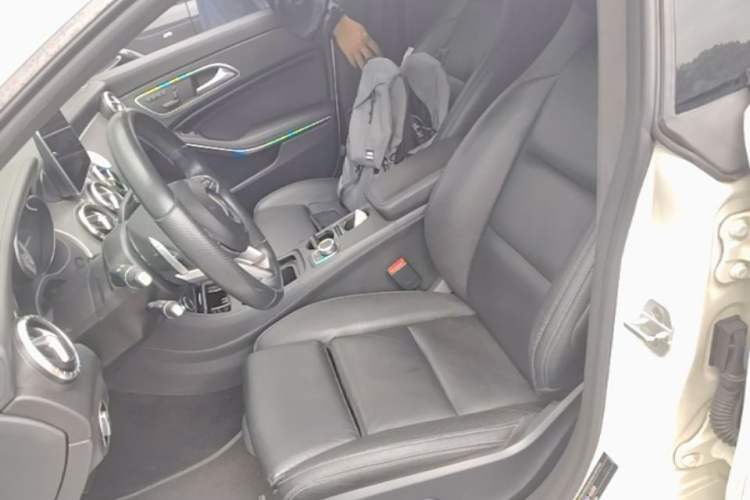 Used Mercedes-Benz CLA 2016 CLA 260 4MATIC Left Front Seat