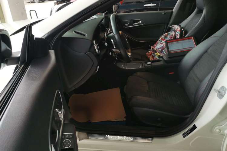Used Mercedes-Benz CLA 2016 Year Restyled CLA 220 4MATIC Left Front Seat