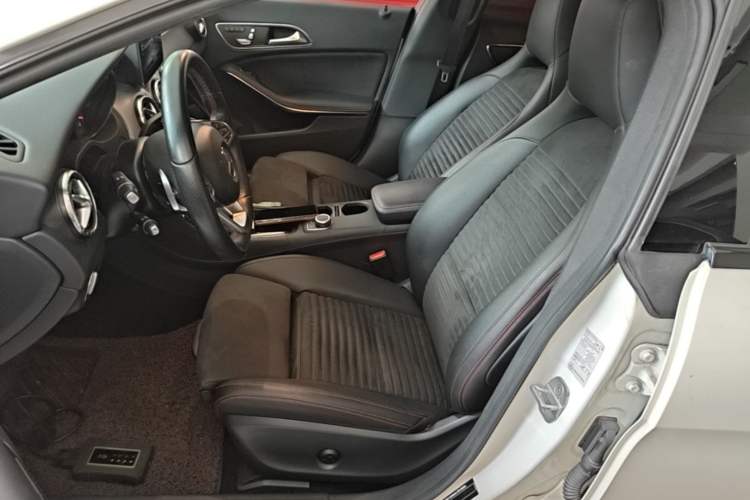 Used Mercedes-Benz CLA 2016 Year Restyled CLA 220 4MATIC Left Front Seat