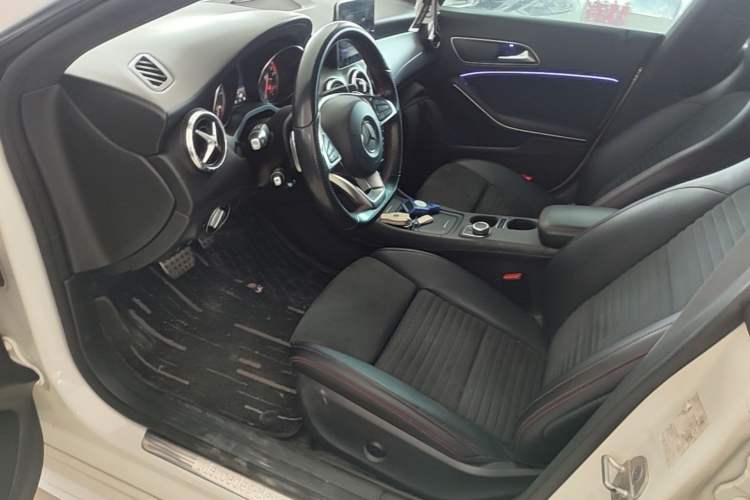 Used Mercedes-Benz CLA 2016 CLA 220 4MATIC Left Front Seat
