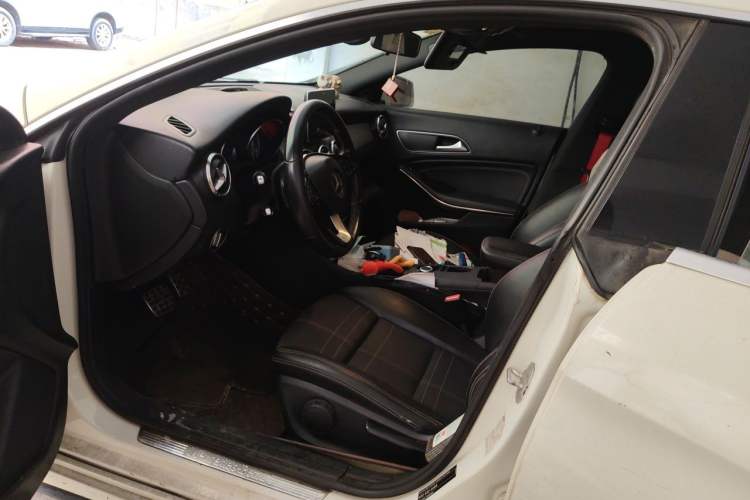 Used Mercedes-Benz CLA 2016 CLA 200 Sport Edition Left Front Seat