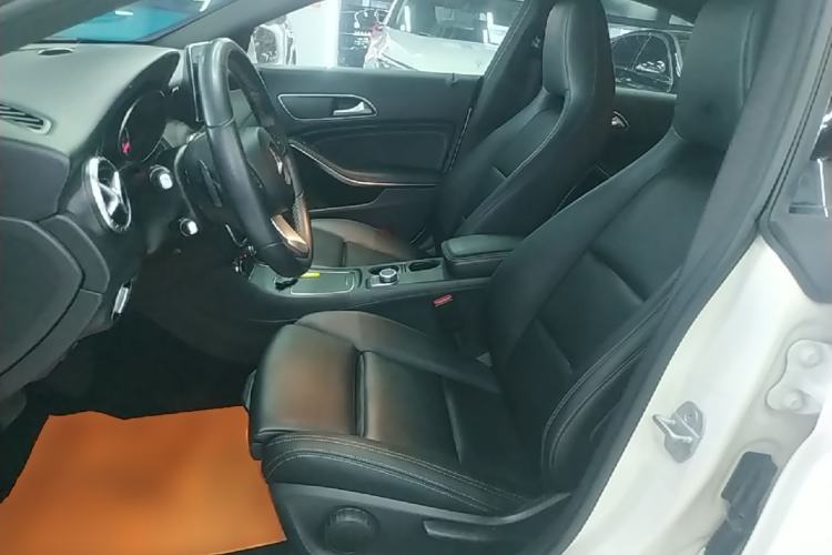 Used Mercedes-Benz CLA 2016 Refreshed CLA 200 Sport Edition Left Front Seat