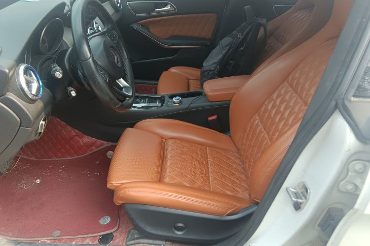 Used Mercedes-Benz CLA 2016 Facelifted CLA 200 Stylish Edition Left Front Seat