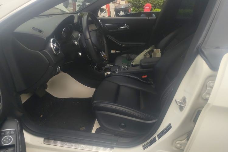 Used Mercedes-Benz CLA 2016 Facelifted CLA 200 Stylish Edition Left Front Seat