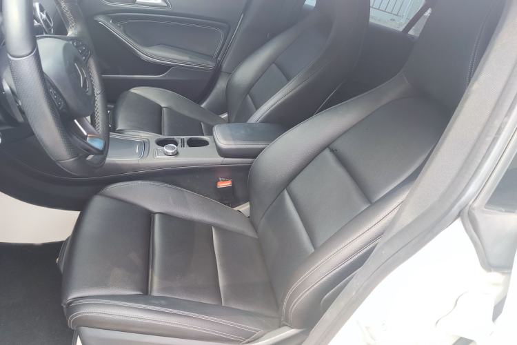 Used Mercedes-Benz CLA 2016 Facelifted CLA 200 Stylish Edition Left Front Seat