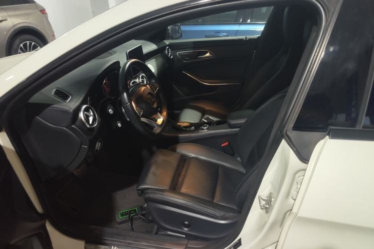 Used Mercedes-Benz CLA 2016 CLA 260 4MATIC Left Front Seat