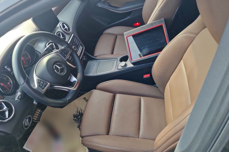 Used Mercedes-Benz CLA 2016 Facelifted CLA 260 4MATIC Left Front Seat