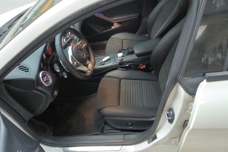 Used Mercedes-Benz CLA 2016 Year Restyled CLA 220 4MATIC Left Front Seat