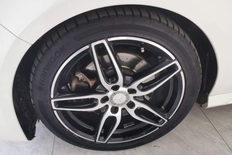 Used Mercedes-Benz CLA 2016 Year Restyled CLA 220 4MATIC Left Front Wheel Hub