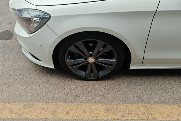 Used Mercedes-Benz CLA 2016 CLA 200 Sport Edition Left Front Wheel Hub