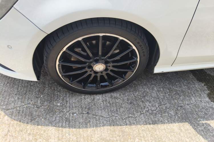 Used Mercedes-Benz CLA 2016 CLA 200 Sport Edition Left Front Wheel Hub