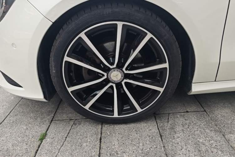 Used Mercedes-Benz CLA 2016 CLA 200 Style Edition Left Front Wheel Hub