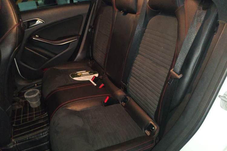 Used Mercedes-Benz CLA 2016 CLA 220 4MATIC Left Rear Seat