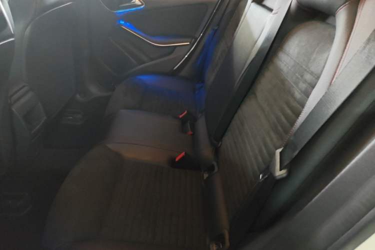 Used Mercedes-Benz CLA 2016 CLA 220 4MATIC Left Rear Seat