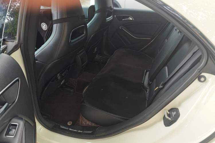 Used Mercedes-Benz CLA 2016 CLA 200 Style Edition Left Rear Seat
