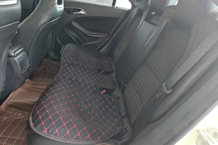 Used Mercedes-Benz CLA 2016 CLA 220 4MATIC Left Rear Seat
