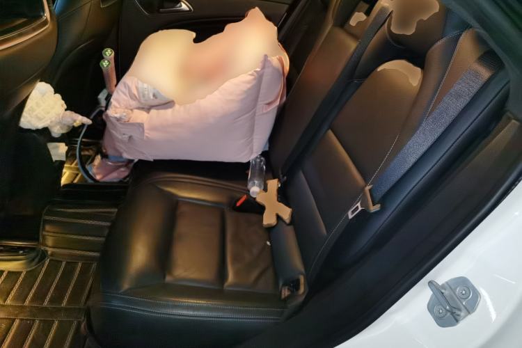 Used Mercedes-Benz CLA 2016 Facelifted CLA 260 4MATIC Left Rear Seat