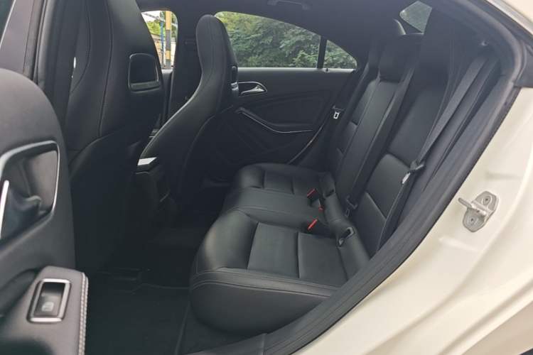 Used Mercedes-Benz CLA 2016 CLA 200 Style Edition Left Rear Seat
