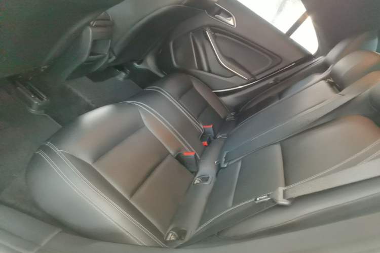 Used Mercedes-Benz CLA 2016 Refreshed CLA 200 Sport Edition Left Rear Seat
