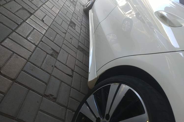 Used Mercedes-Benz CLA 2016 Facelifted CLA 200 Stylish Edition Left Side Sill