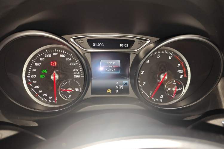 Used Mercedes-Benz CLA 2016 Facelifted CLA 200 Stylish Edition Odometer Close Up