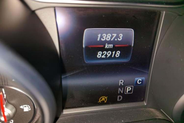 Used Mercedes-Benz CLA 2016 Facelifted CLA 260 4MATIC Odometer Close Up