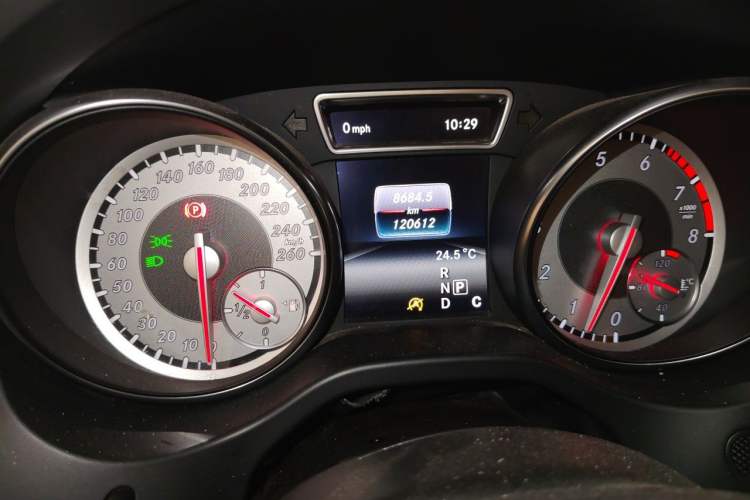 Used Mercedes-Benz CLA 2016 CLA 200 Sport Edition Odometer Close Up