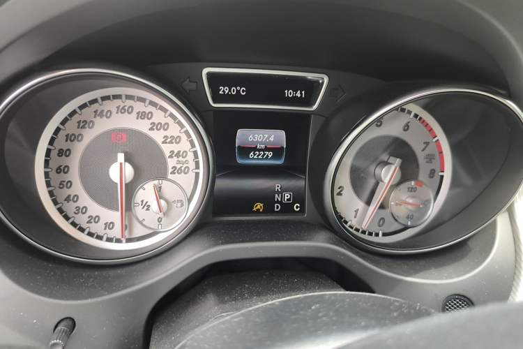 Used Mercedes-Benz CLA 2016 CLA 200 Style Edition Odometer Close Up