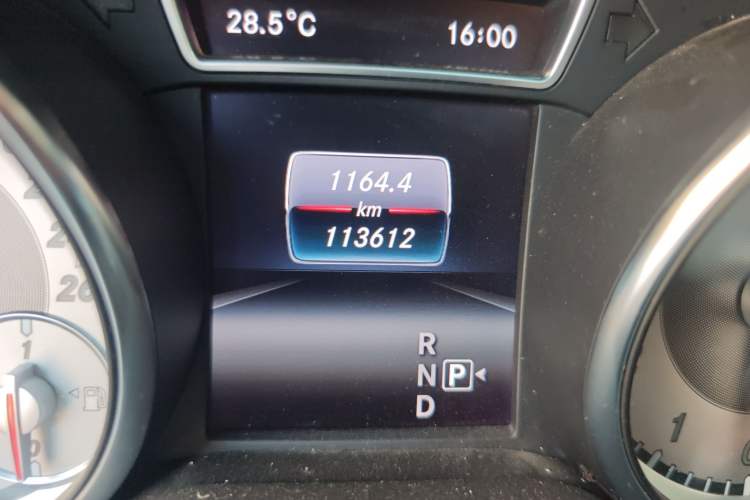 Used Mercedes-Benz CLA 2016 CLA 220 4MATIC Odometer Close Up