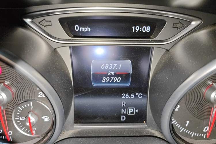 Used Mercedes-Benz CLA 2016 Facelifted CLA 200 Stylish Edition Odometer Close Up