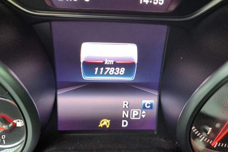 Used Mercedes-Benz CLA 2016 Facelifted CLA 200 Stylish Edition Odometer Close Up