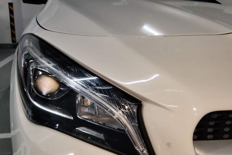 Used Mercedes-Benz CLA 2016 Facelifted CLA 200 Stylish Edition Right Front Headlight