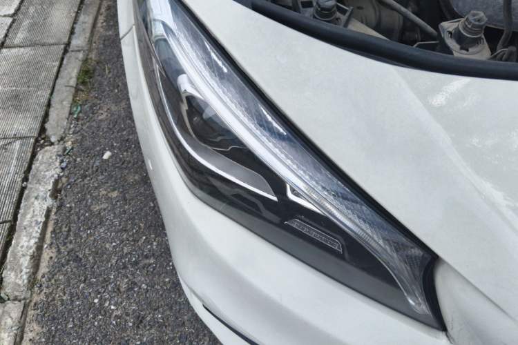 Used Mercedes-Benz CLA 2016 Year Restyled CLA 220 4MATIC Right Front Headlight