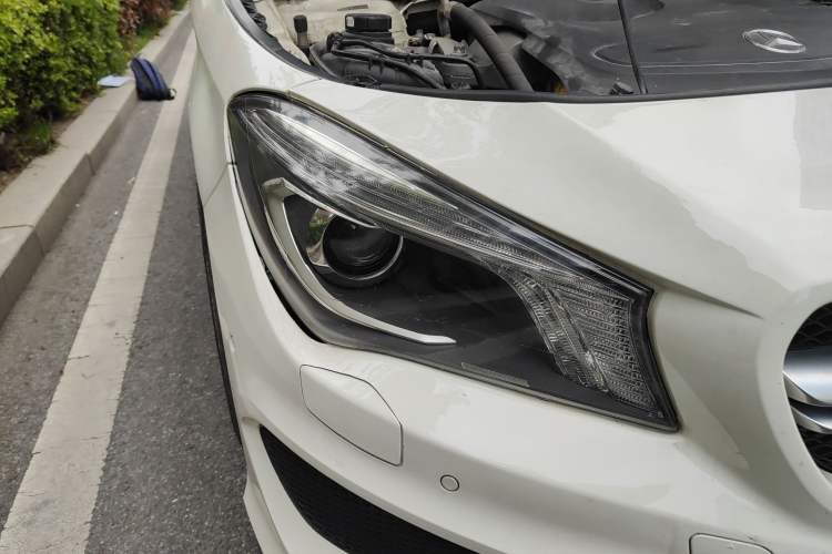 Used Mercedes-Benz CLA 2016 CLA 220 4MATIC Right Front Headlight