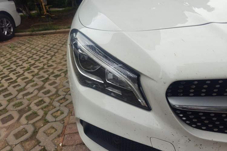 Used Mercedes-Benz CLA 2016 Facelifted CLA 200 Stylish Edition Right Front Headlight