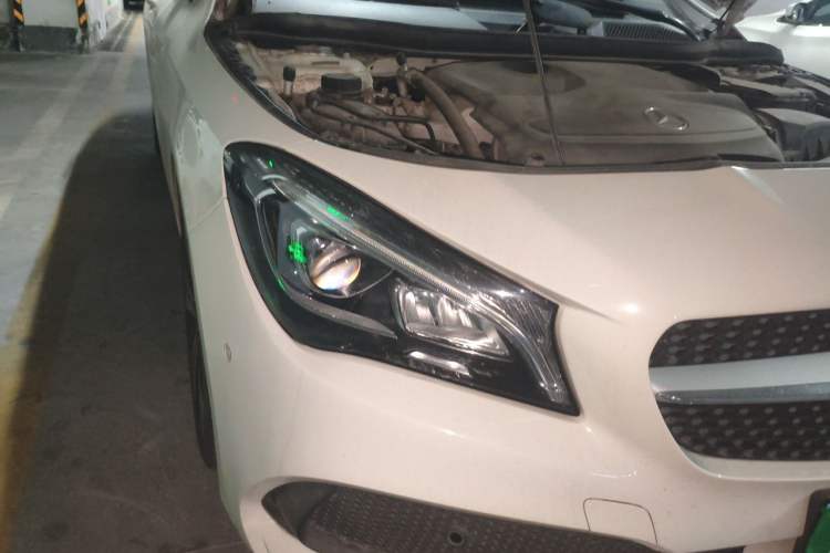 Used Mercedes-Benz CLA 2016 Facelifted CLA 200 Stylish Edition Right Front Headlight