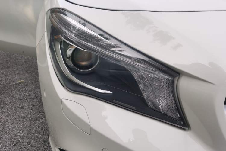Used Mercedes-Benz CLA 2016 CLA 200 Style Edition Right Front Headlight