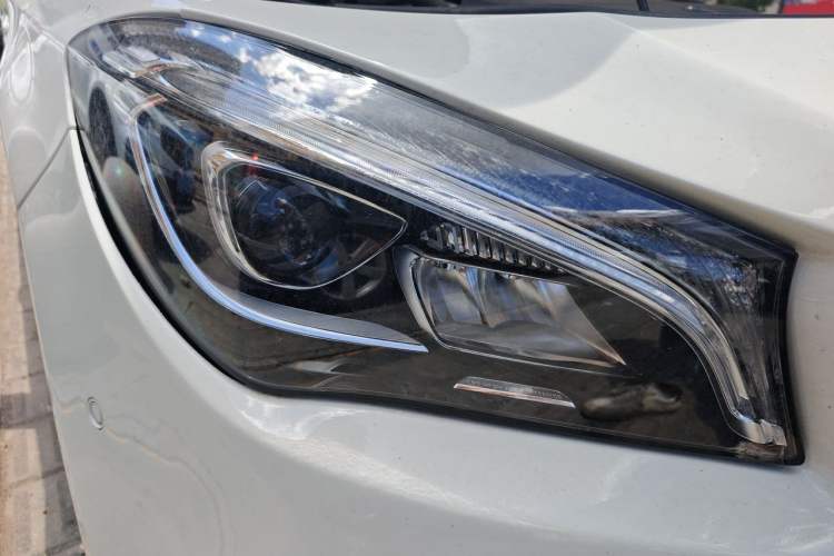 Used Mercedes-Benz CLA 2016 CLA 220 4MATIC Right Front Headlight