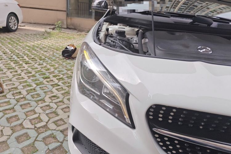 Used Mercedes-Benz CLA 2016 Year Restyled CLA 220 4MATIC Right Front Headlight