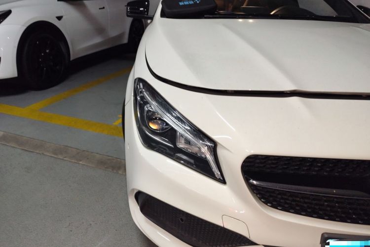 Used Mercedes-Benz CLA 2016 Year Restyled CLA 220 4MATIC Right Front Headlight