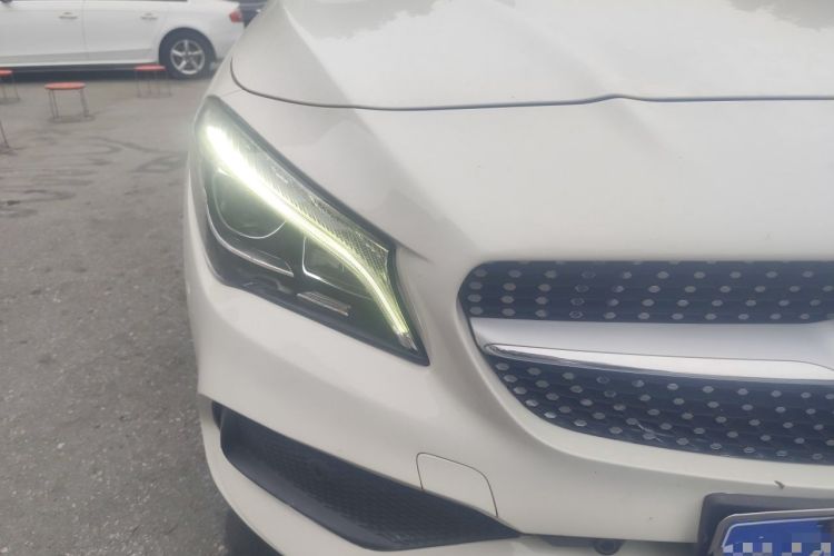 Used Mercedes-Benz CLA 2016 Facelifted CLA 200 Stylish Edition Right Front Headlight