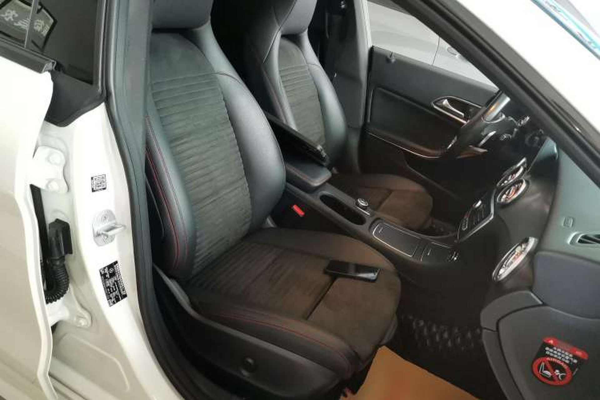 Used Mercedes-Benz CLA 2016 Year Restyled CLA 220 4MATIC Right Front Seat