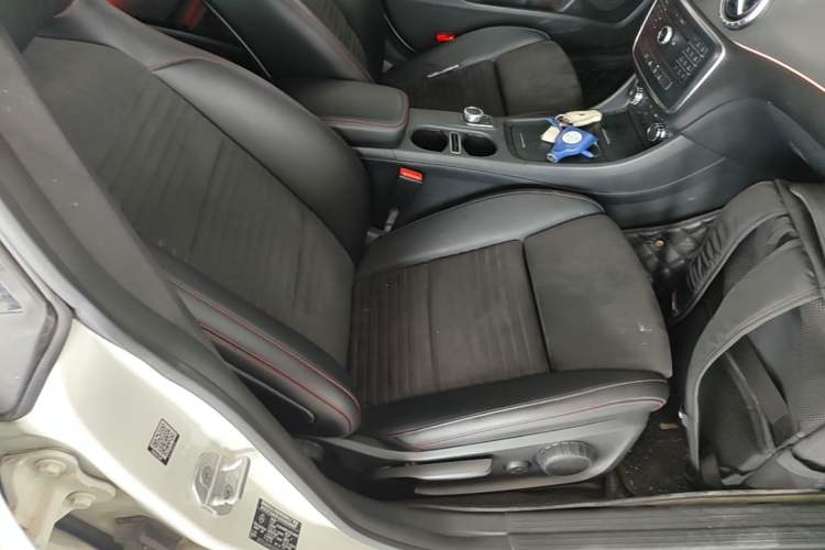 Used Mercedes-Benz CLA 2016 CLA 220 4MATIC Right Front Seat