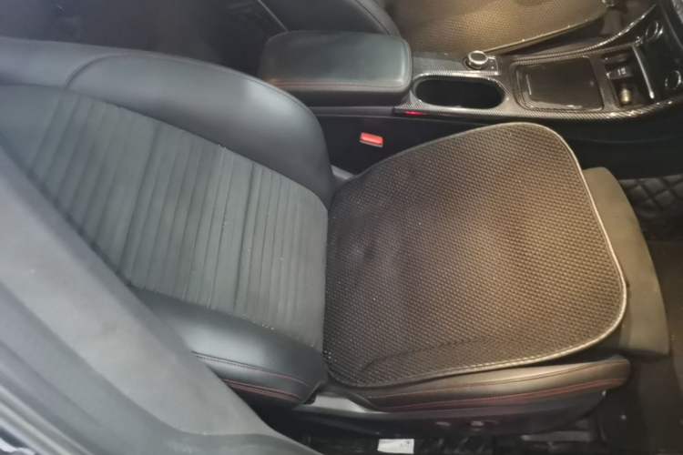 Used Mercedes-Benz CLA 2016 Year Restyled CLA 220 4MATIC Right Front Seat