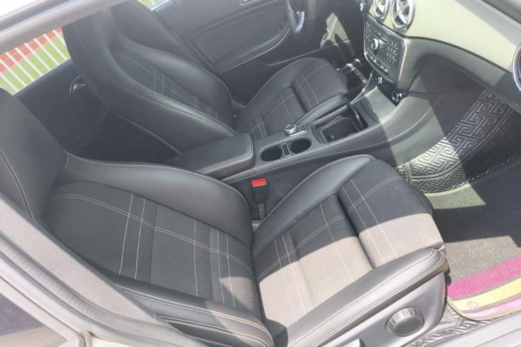 Used Mercedes-Benz CLA 2016 CLA 200 Sport Edition Right Front Seat