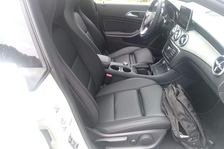 Used Mercedes-Benz CLA 2016 CLA 200 Style Edition Right Front Seat