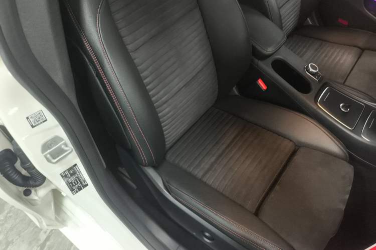 Used Mercedes-Benz CLA 2016 Year Restyled CLA 220 4MATIC Right Front Seat
