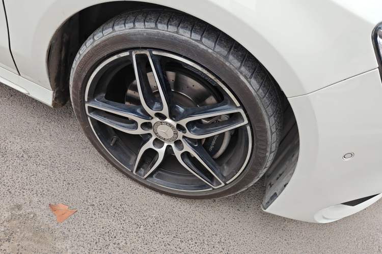 Used Mercedes-Benz CLA 2016 Year Restyled CLA 220 4MATIC Right Front Wheel Hub